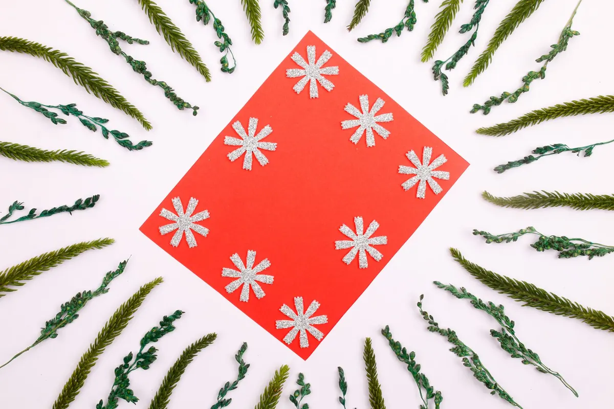 Seasonal Craft Workshops: Spring vs. Autumn Projects Compared